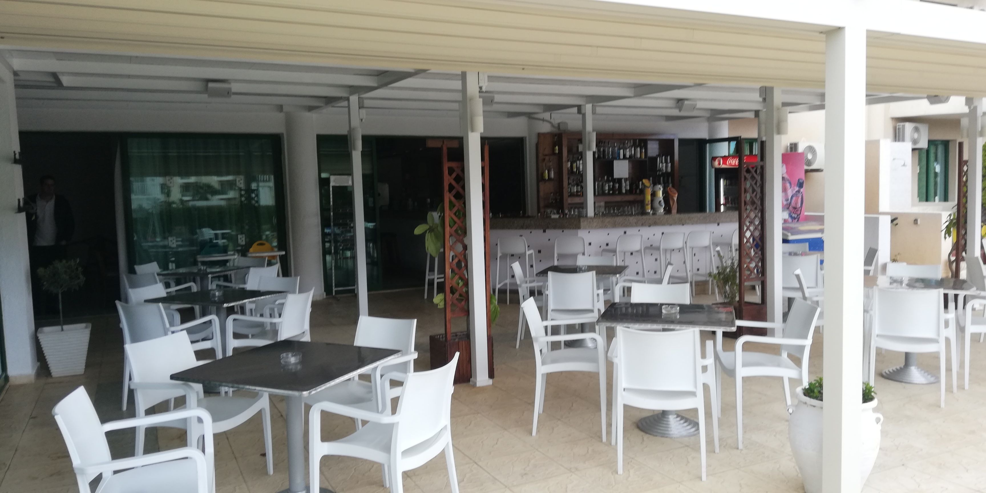 Servizio di colazione, pranzo e cena
