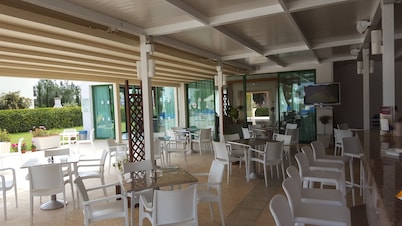 Mandalena Hotel Apts