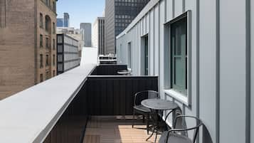 Superior-Zimmer, 1 King-Bett, Balkon | Blick auf die Stadt