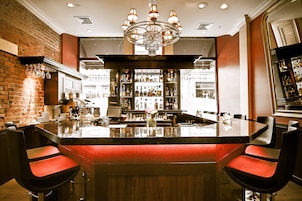 Bar (en el alojamiento)
