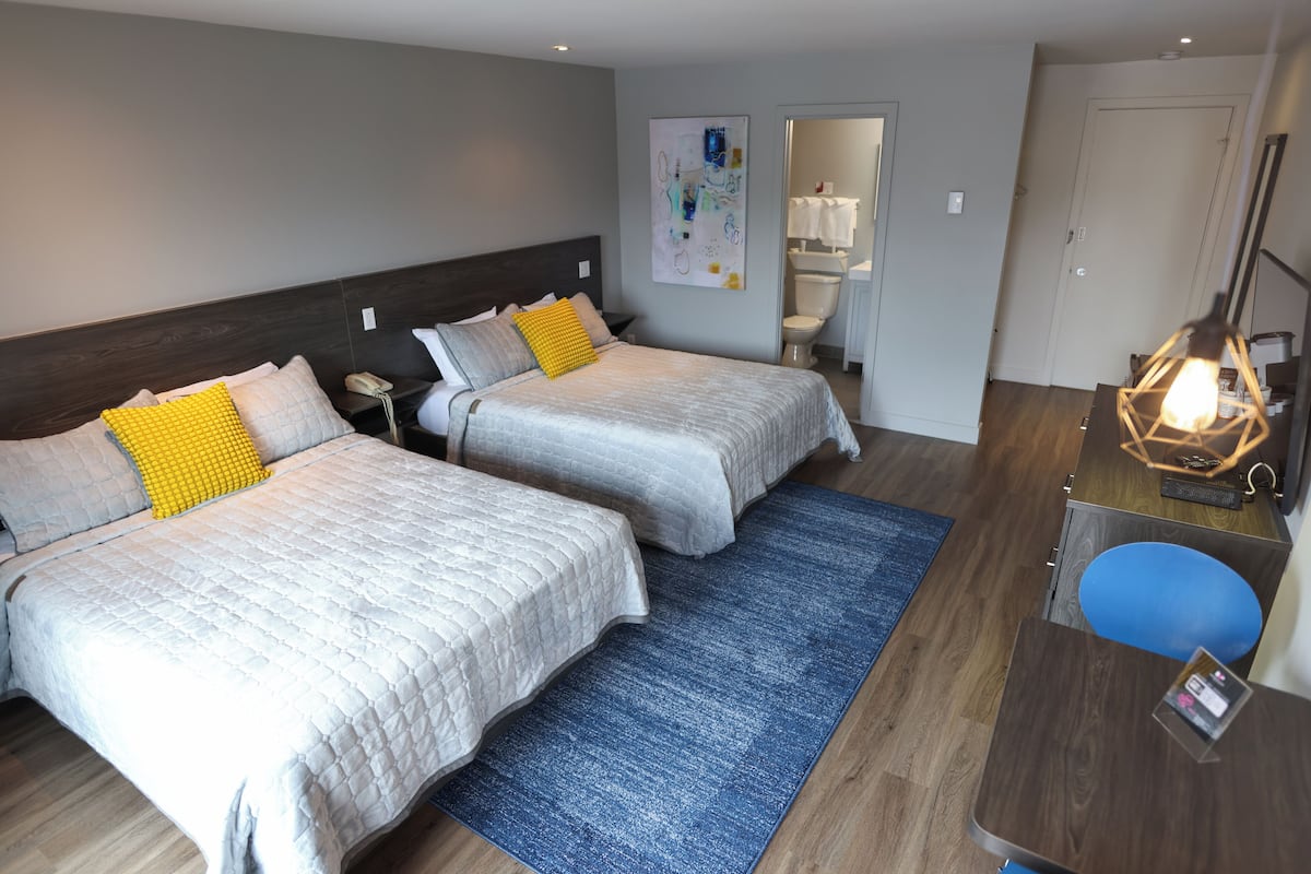 Chambre Double Ăconomique, 2 grands lits