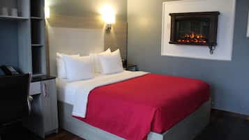 Rom – superior, 1 queensize-seng, ikke-røyk | Safe på rommet, strykejern/-brett, wi-fi (inkludert) og sengetøy