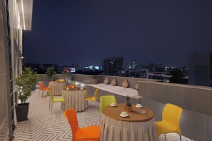 Rooftop terrace - Planet Boutique Hotel (Mumbai)