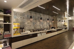 Desayuno buffet incluido todos los días