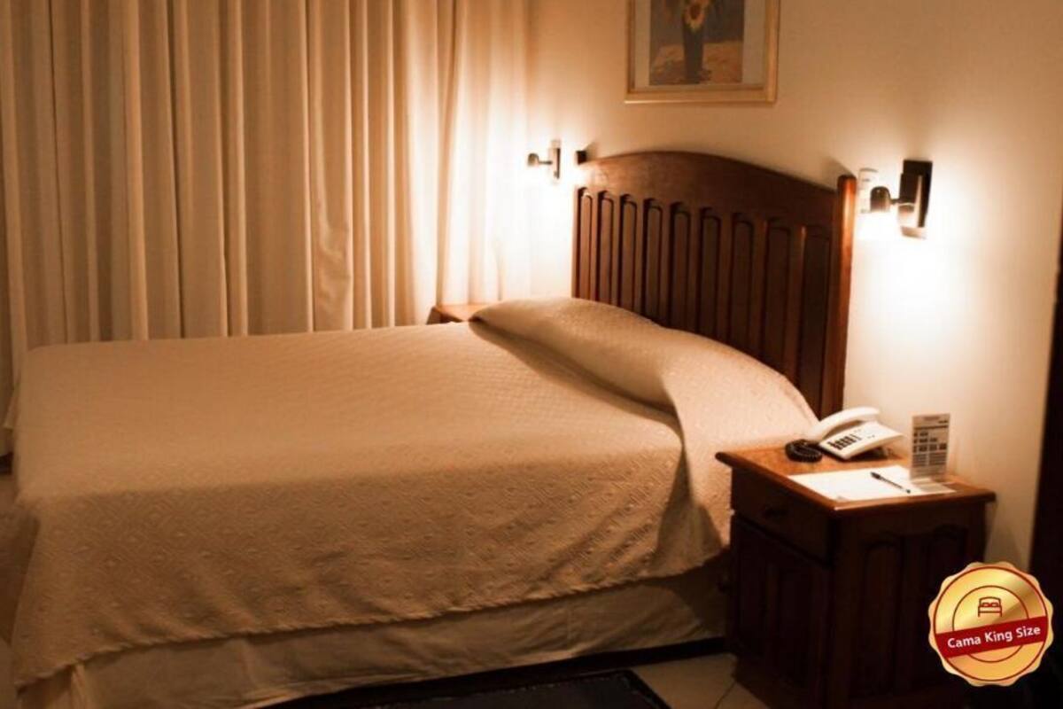 Quarto luxo | Frigobar, cofres nos quartos, escrivaninha, berços grátis