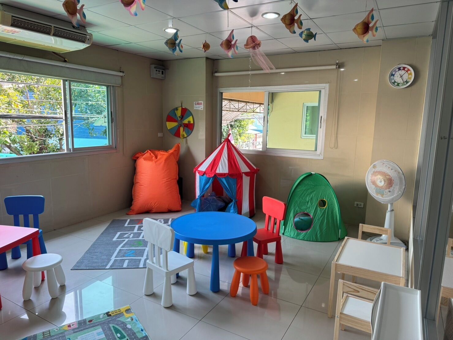 Children’s play area – indoor