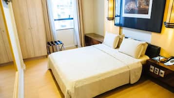Minibar, in-room safe, free WiFi, wheelchair access