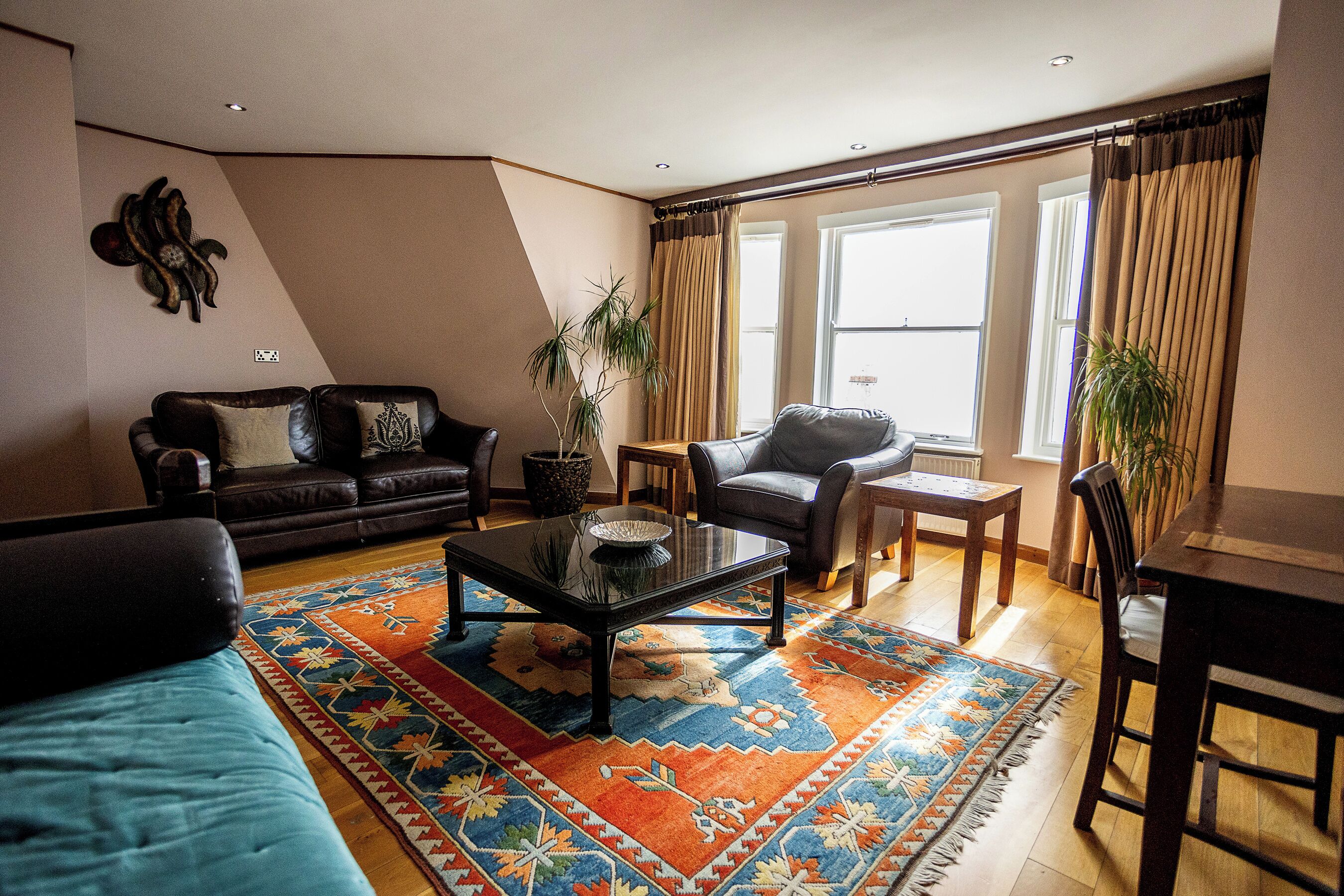 Penthouse | Living area | 20-inch LCD TV with digital channels, TV