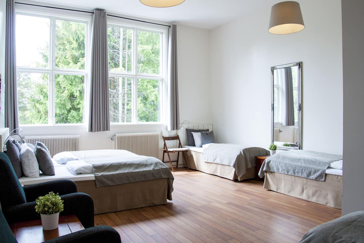 family room | premium bedding, minibar, soundproofing, iron/ironing board