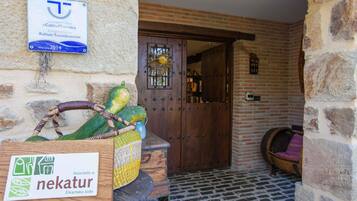 Entrada al alojamiento