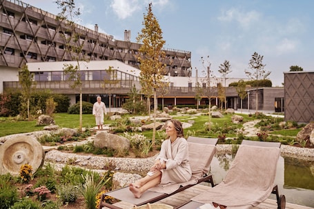 花园. 法尔肯施泰纳酒店巴德莱昂费尔登 | 仅限成人 | 四星级高级酒店