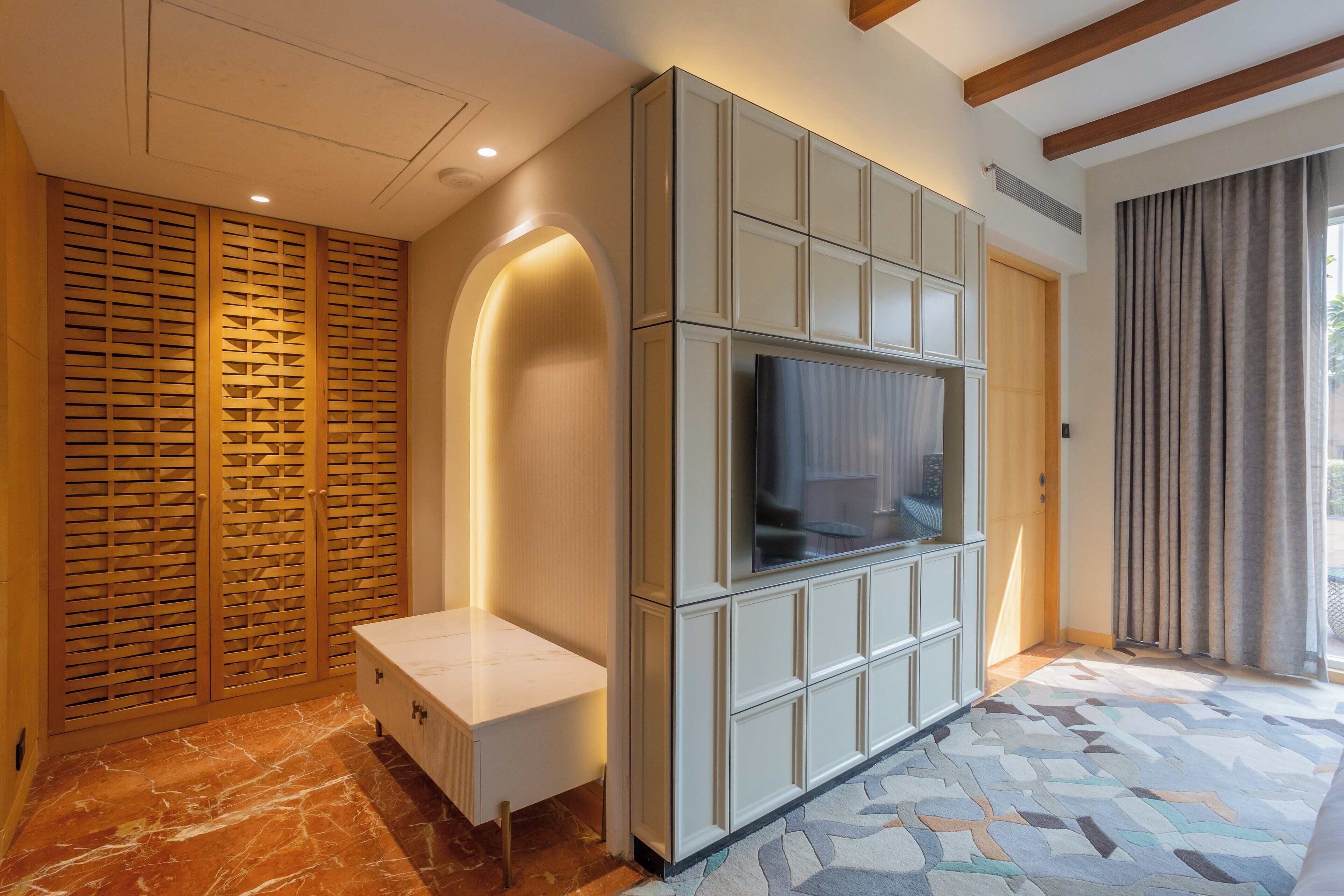 standard room, 1 king bed (outdoor living area) | room amenity