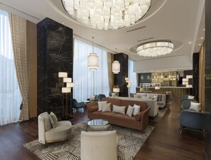 2 bars/lounges, lobby lounge