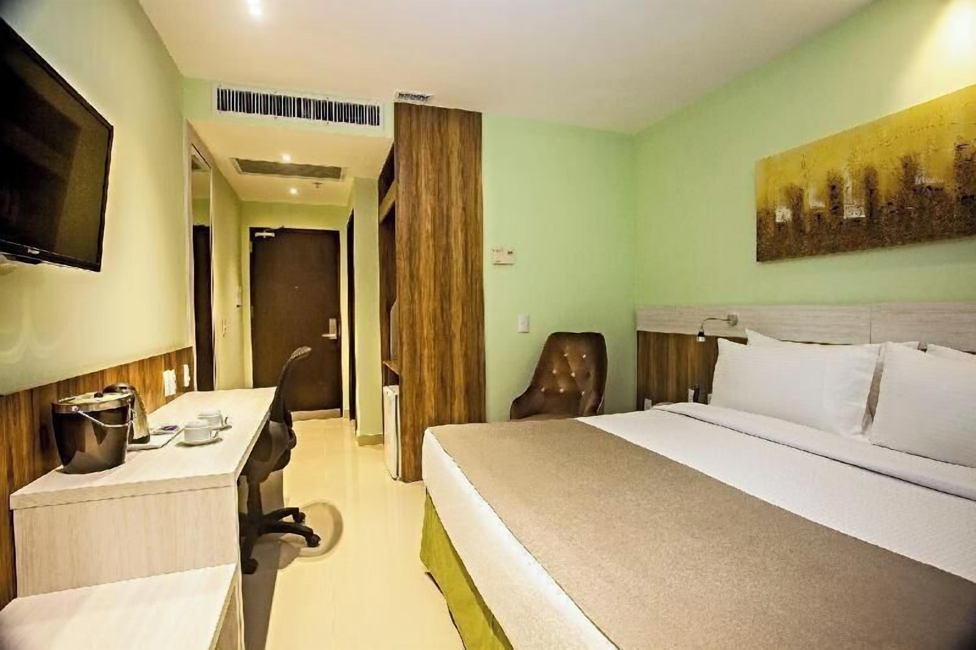 Minibar, in-room safe, desk, blackout curtains