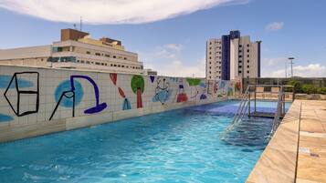 Udendørs pool