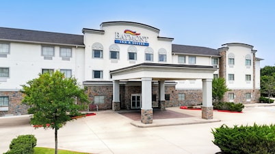 Baymont by Wyndham College Station