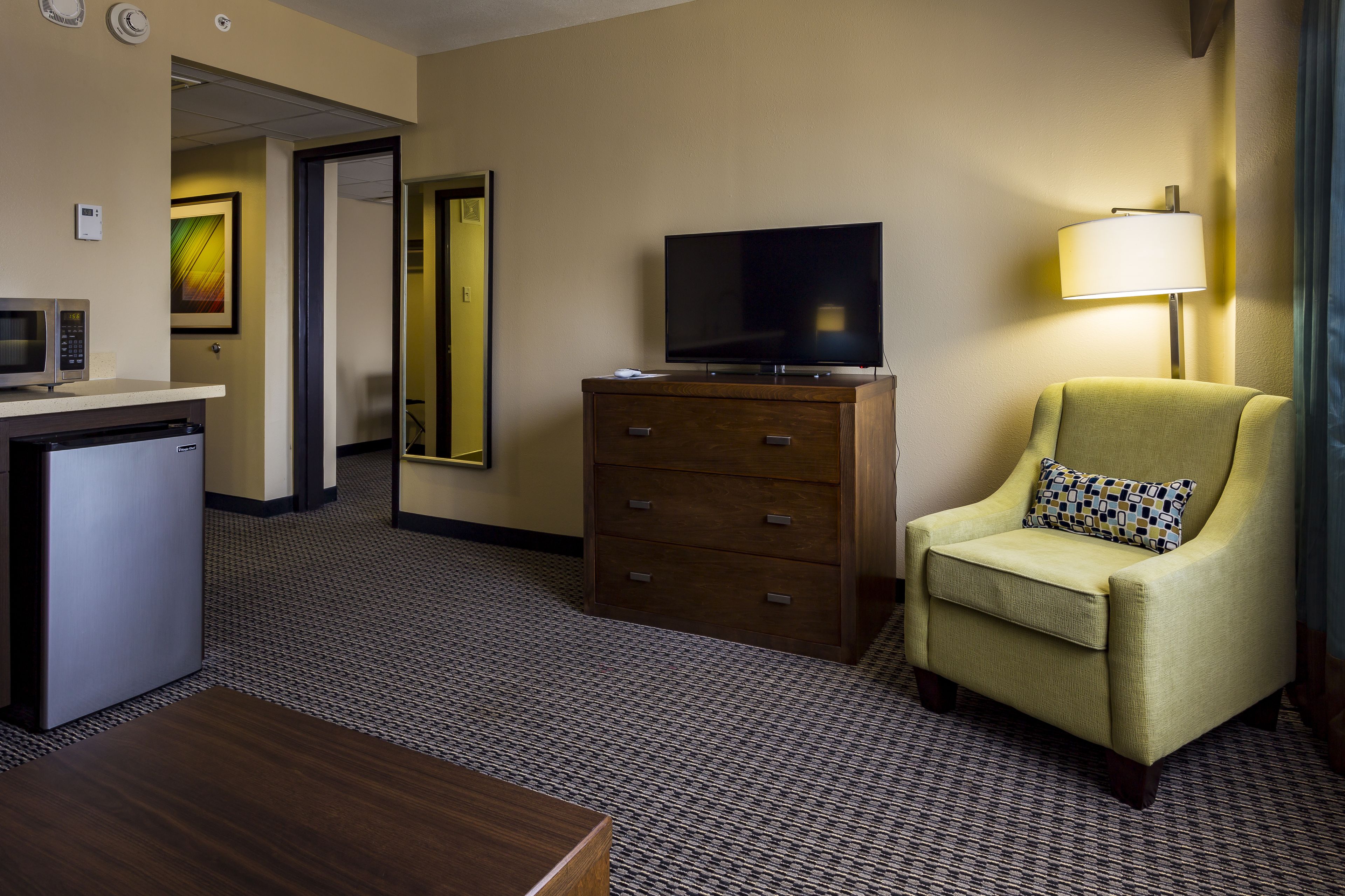 suite, 1 bedroom | 1 bedroom, in-room safe, desk, laptop workspace