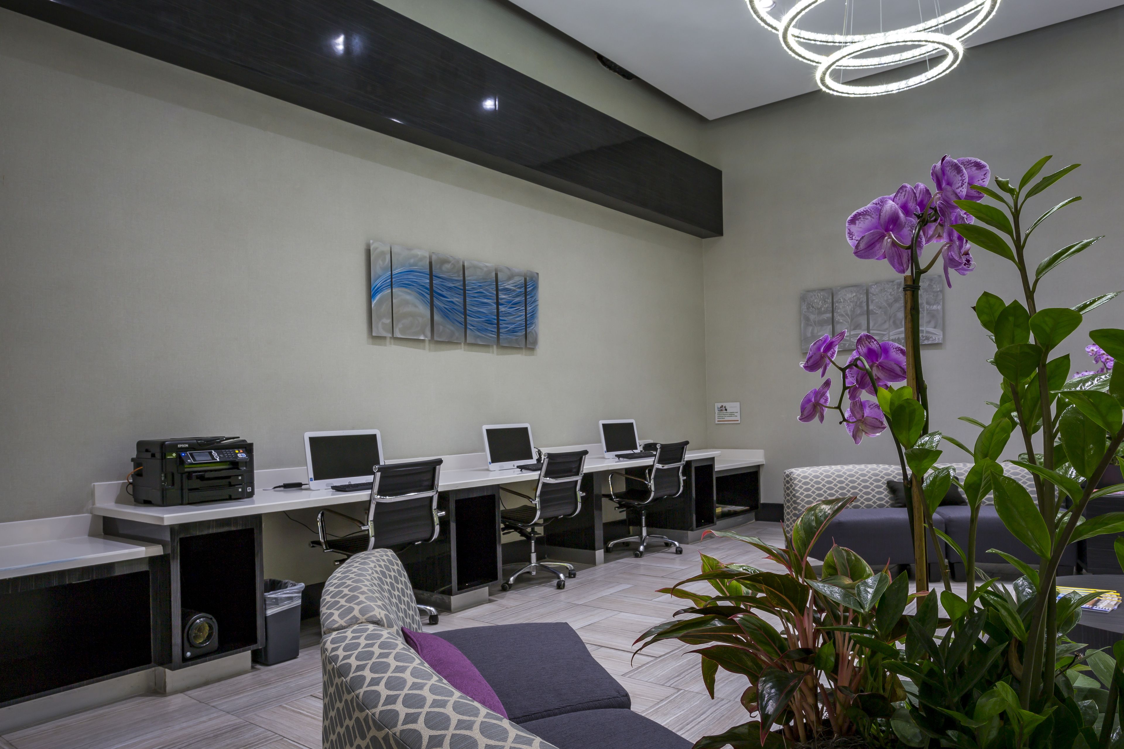 Photo - Holiday Inn Houston Downtown by IHG