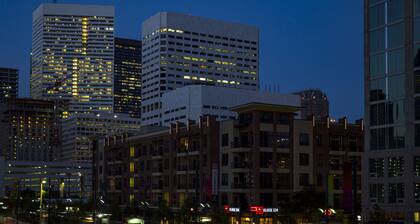 Fairfield by Marriott Inn & Suites Houston Downtown