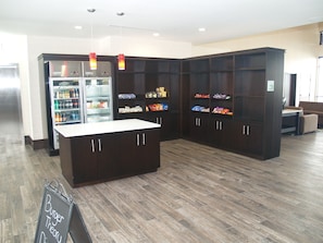 Snack bar - Holiday Inn Salina by IHG (Salina)