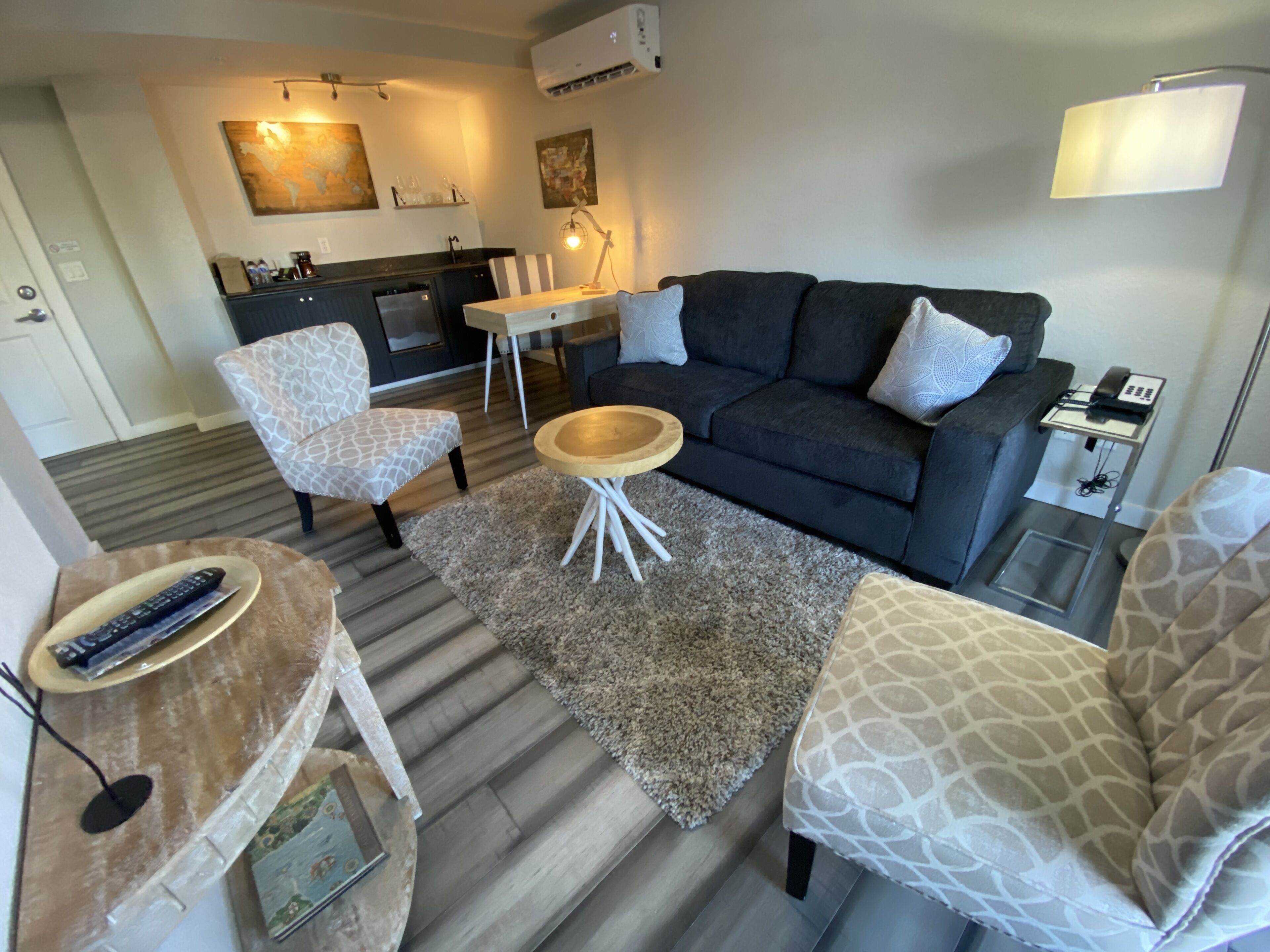 elite suite, 1 king bed, patio | 1 bedroom, premium bedding, individually decorated