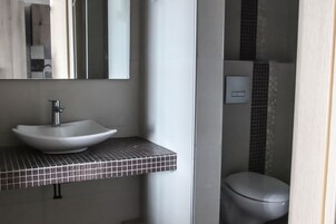 高级开间 | 浴室 | 吹风机