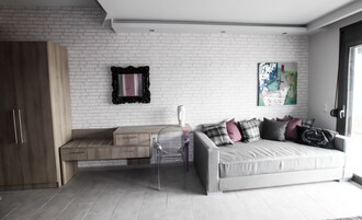 家庭套房 | 客厅 | 液晶电视