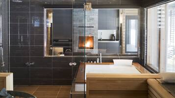 Villa, Sauna | Bathroom | Free toiletries, hair dryer, bathrobes, slippers