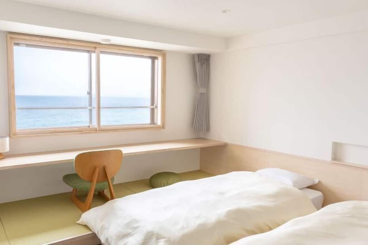 In-room safe, free WiFi, bed sheets