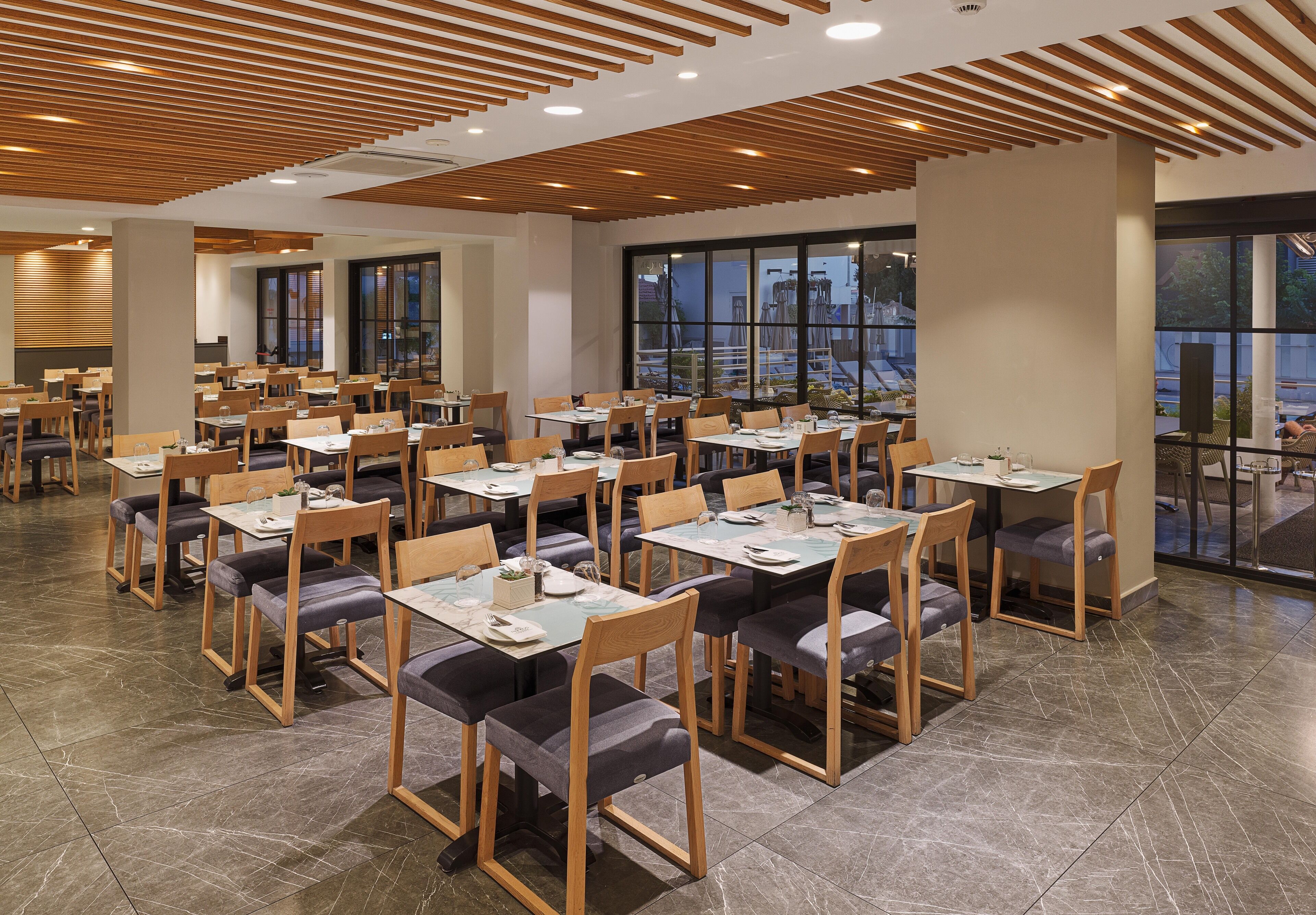 Photo - Pefkos City Hotel