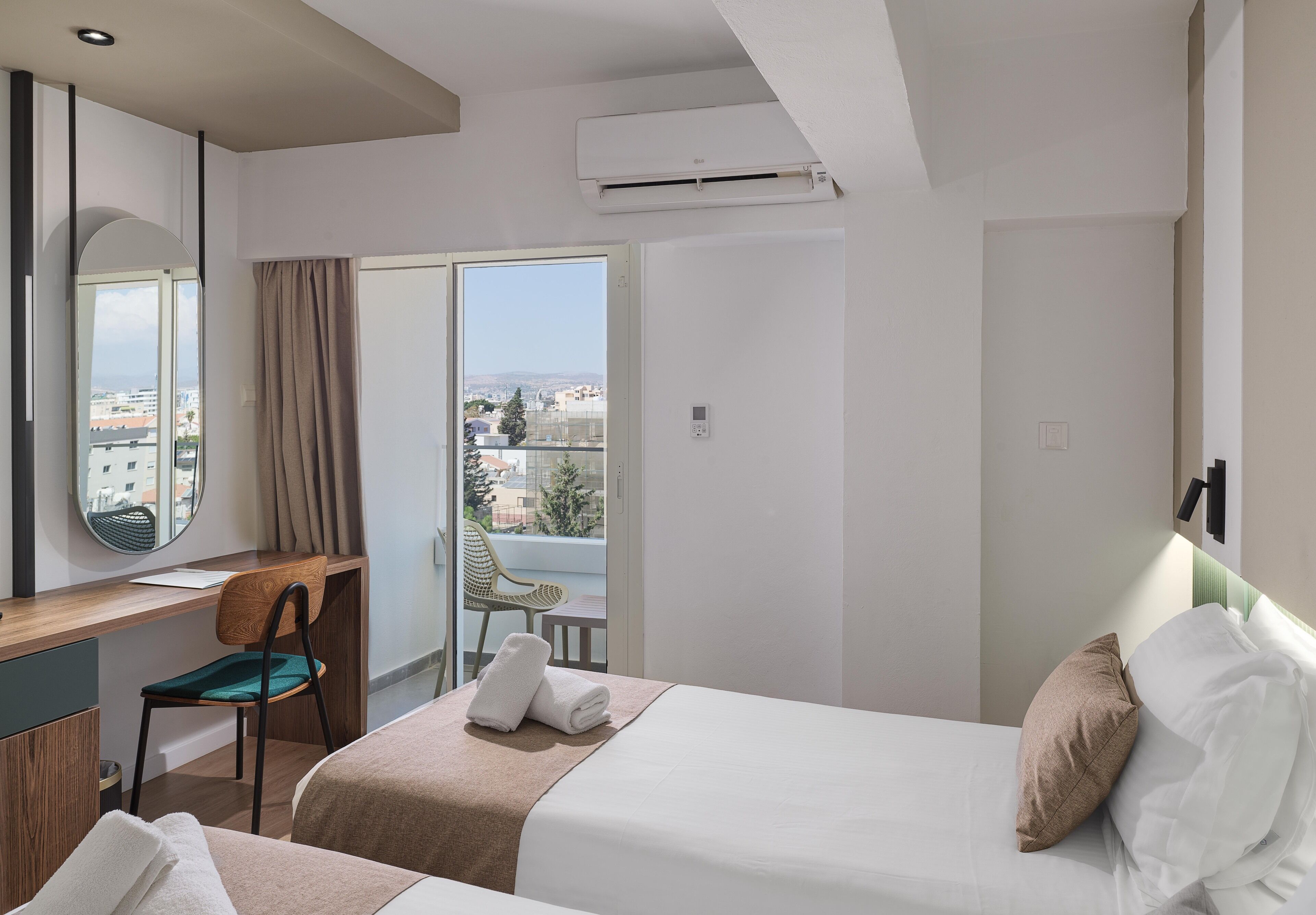 Photo - Pefkos City Hotel