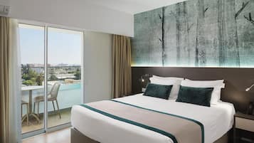 Superior Double Room | In-room safe, soundproofing, free WiFi, bed sheets