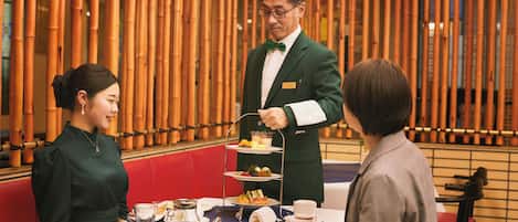 3 restaurants servant le petit déjeuner, spécialités Cuisine chinoise