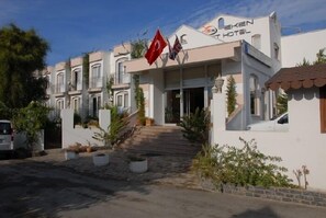 مدخل المنشأة