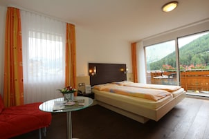 Standard Double Room, Balcony | In-room safe, free cribs/infant beds, free WiFi, bed sheets