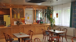 Restaurant - Eduard-Heinrich-Haus - Hostel (Salzburg)