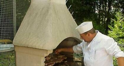 Eduard-Heinrich-Haus - Hostel