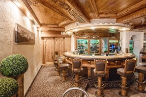 Bar (on property) - Der Lärchenhof (Kirchdorf in Tirol)