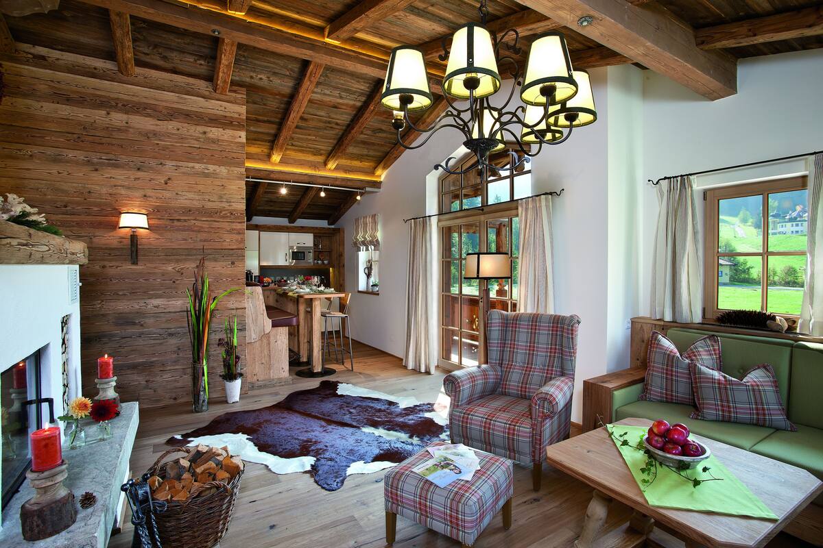 chalet, 2 bedrooms, kitchen, annex building | 1 bedroom, hypo-allergenic bedding, minibar, in-room safe