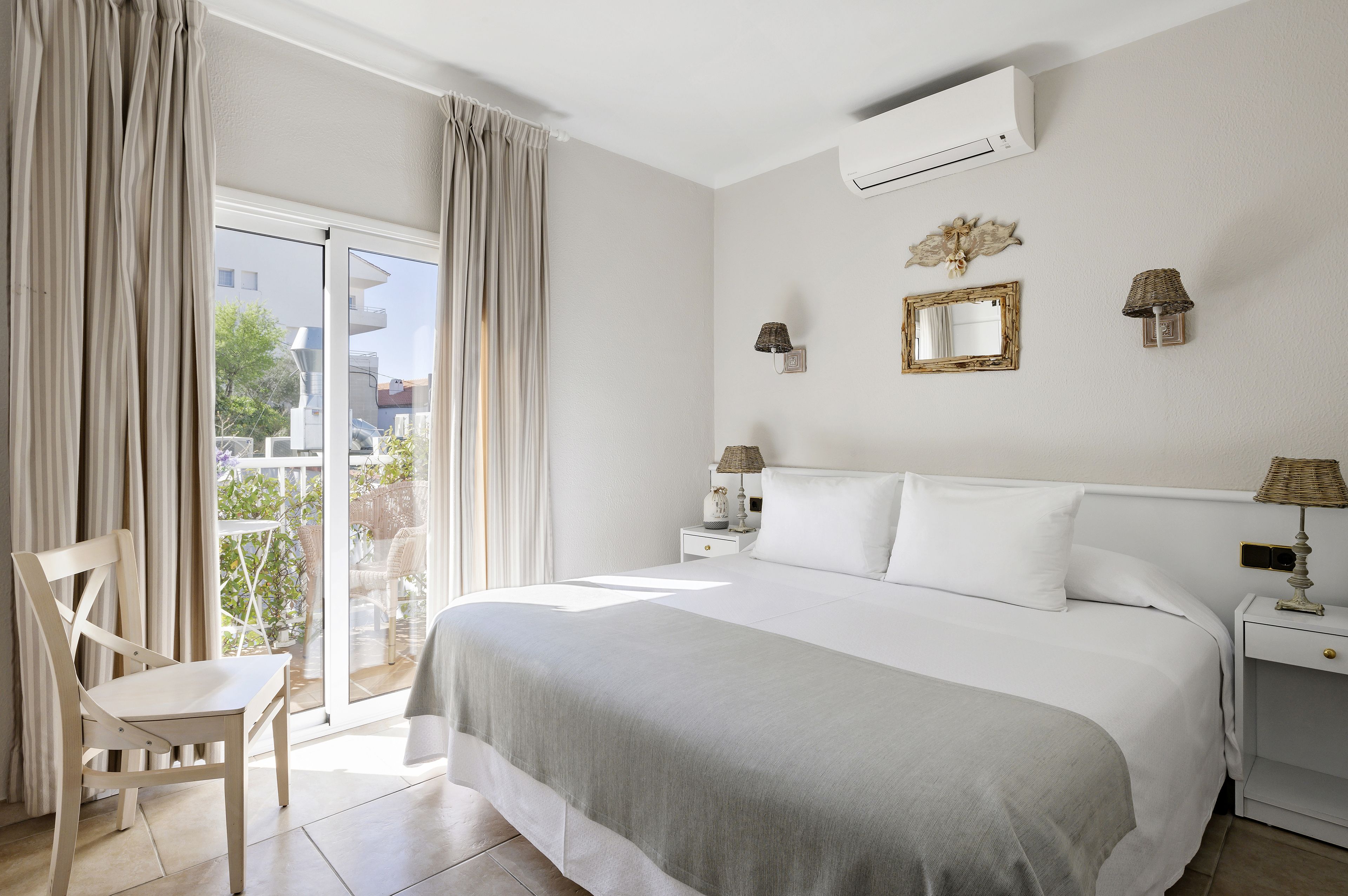 Double Room, Balcony | Desk, iron/ironing board, free cots/infant beds, free WiFi