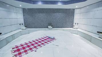 Sauna, hot tub, steam room, Turkish bath/hammam, body treatments