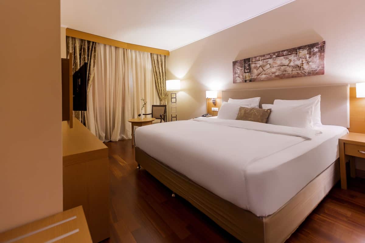 1 bedroom, in-room safe, blackout drapes, iron/ironing board