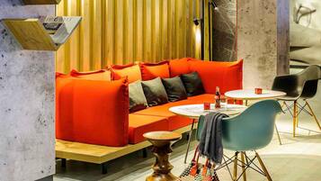 Bar (in der Unterkunft)