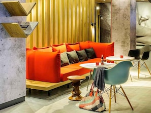 Bar (in der Unterkunft)