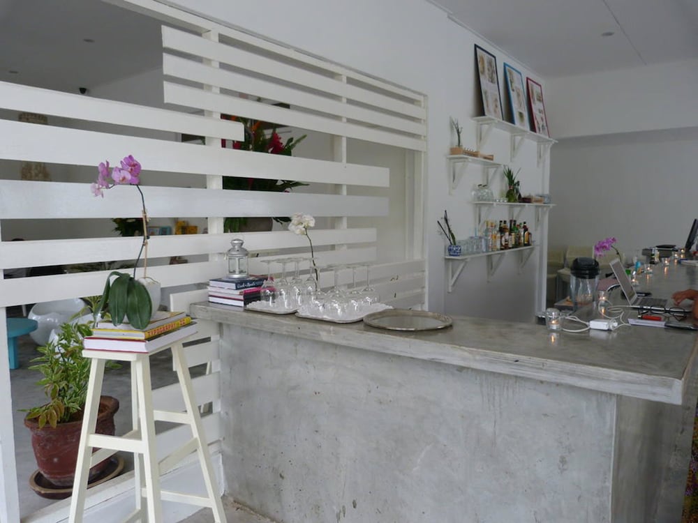 La Pari-Pari by null