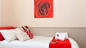 Small Double Room (separate toilet) | Iron/ironing board, free WiFi, bed sheets
