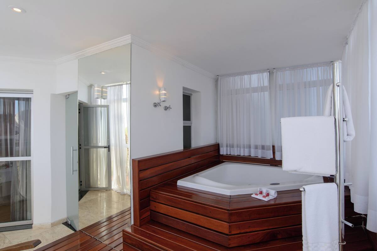 Suite Master, 1 King Bed, Bathtub | Innendørs boblebad