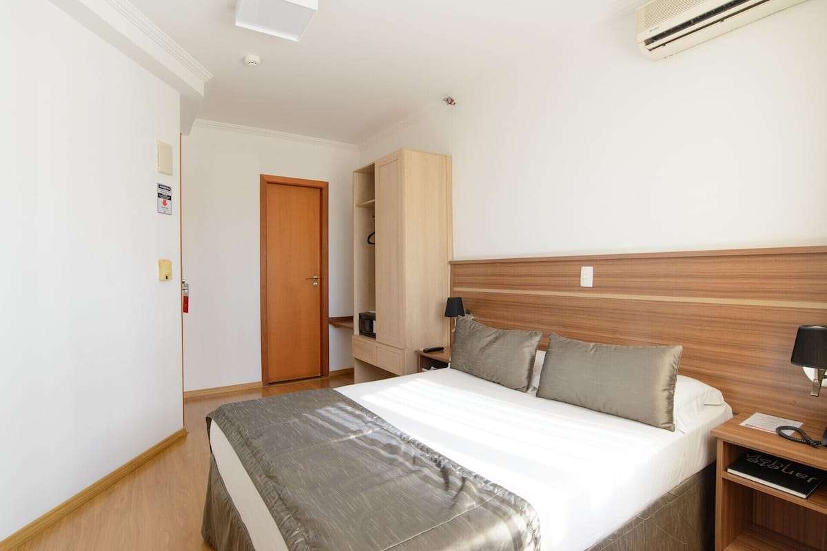 1 bedroom, minibar, desk, blackout drapes