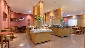 Bao gồm bữa sáng kiểu Âu hàng ngày