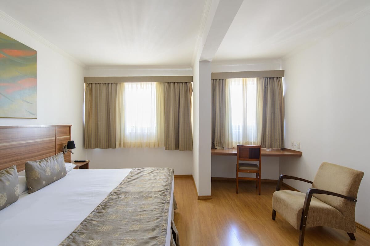1 bedroom, minibar, desk, blackout drapes